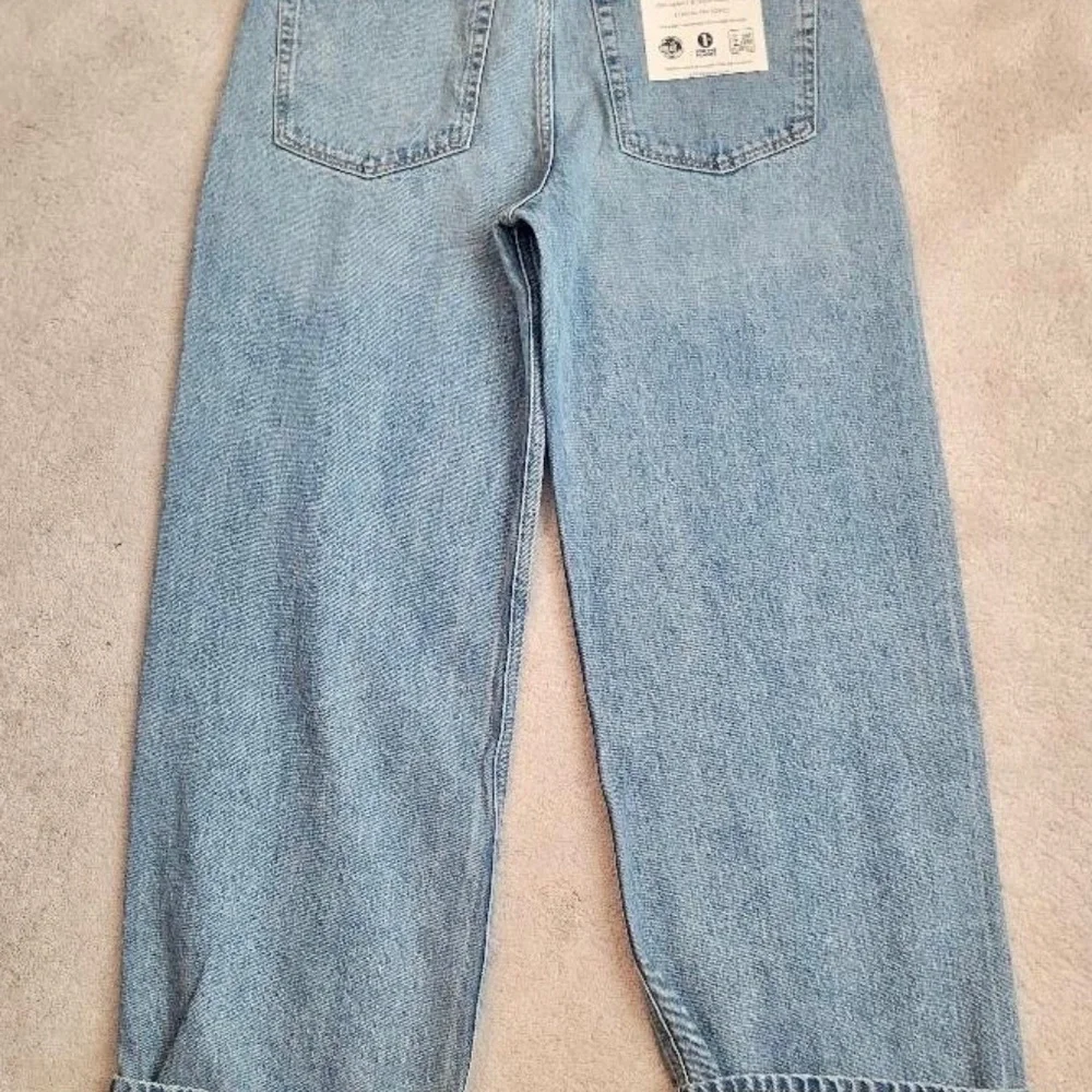 ETICA Stanton High Rise Relaxed Cuff Jeans For Women Atwood Blue Size 31 - Picture 2 of 3